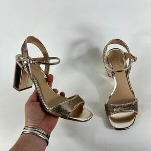 Jewel Badgley Mischka Irma Sandals Womens 8.5 Gold Sequin Block Heel Ankle Strap